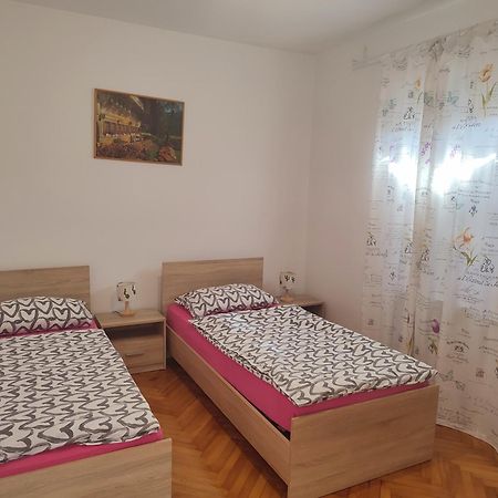 Apartments Sandra Poreč Quarto foto